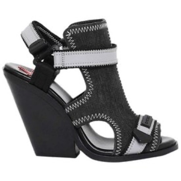 ❤️SOLD❤️ Diesel 'SA-FLAMINGO' HIGH HEEL SANDALS - Picture 7 of 8